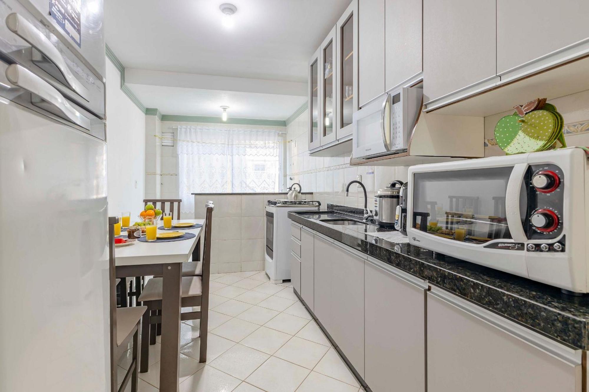 Apartamento A Poucos Passos Da Praia Da Conceicao Bombinhas Ngoại thất bức ảnh